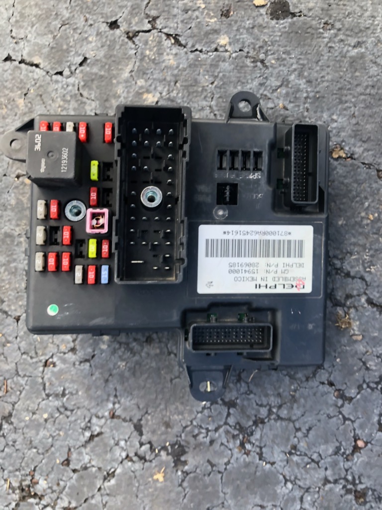 Body Control Module Bcm For A Pontiac G Delphi Hunt For Parts